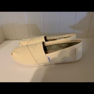 Beige Toms Flats